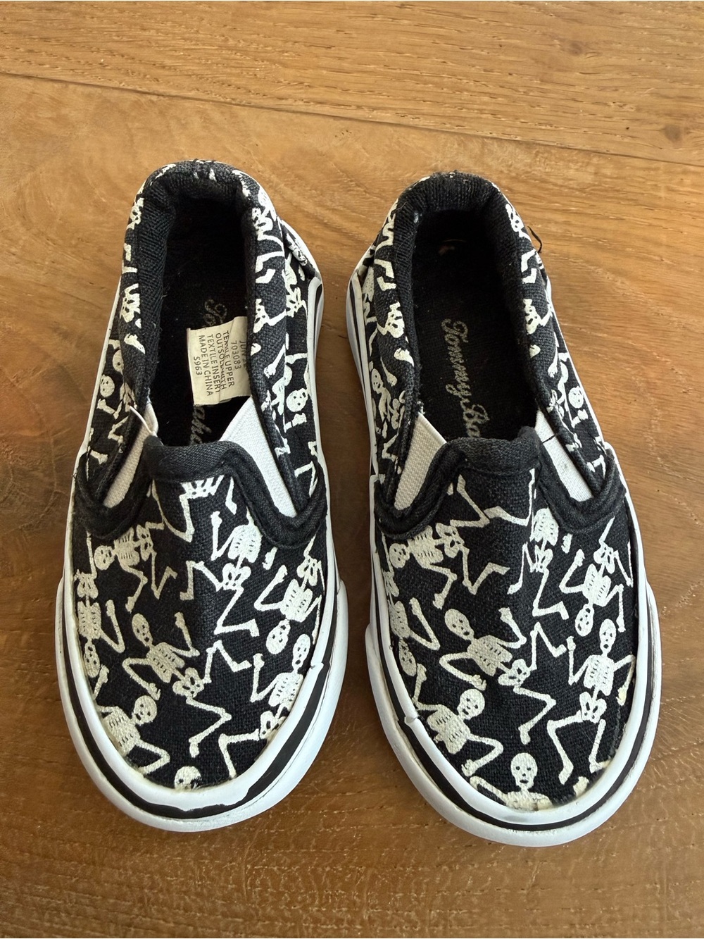 Tommy Bahama Skeleton Glow-in-the-Dark Slip-On Shoes
